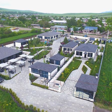 V&V Hotel Gyulagarak Ngoại thất bức ảnh